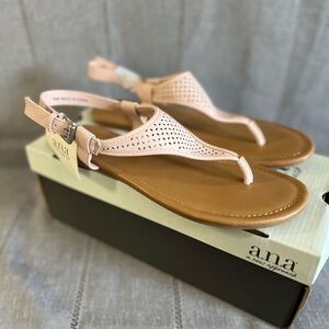 NIB a.n.a. Swiss Blush Pink SandalsWomens 9.5